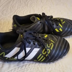 Adidas Boys Nemeziz Messi Soccer Cleats/Shoes Soze
